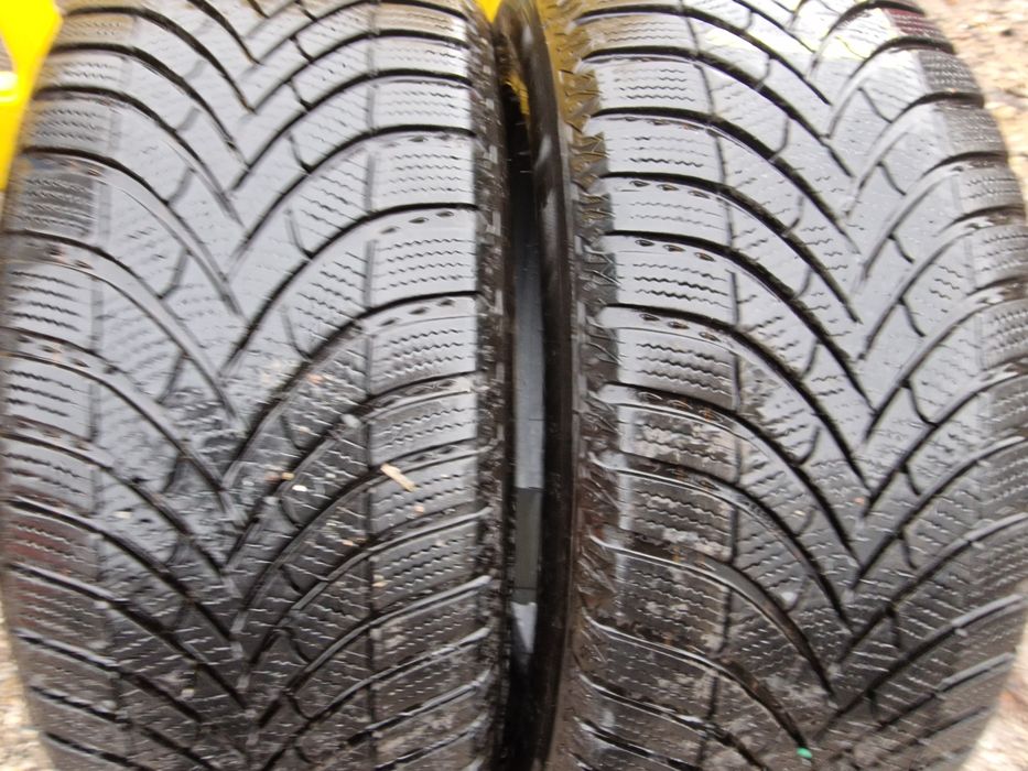 Anvelope 215/55R17 marca Semperit, DOT 2023,M +S, 6 mm