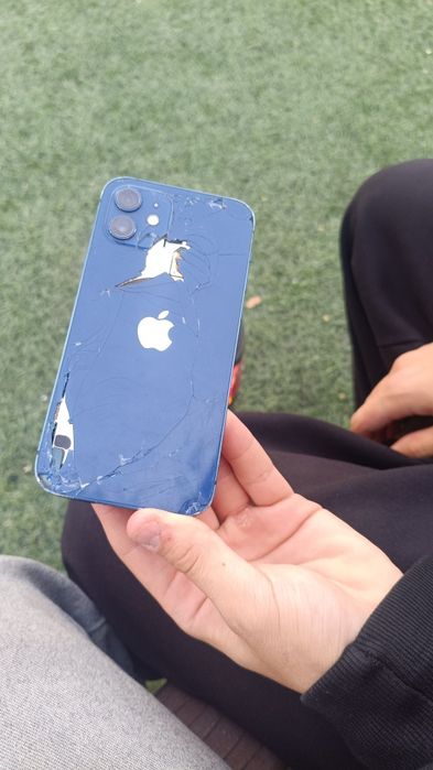 Iphone 12 обменяю