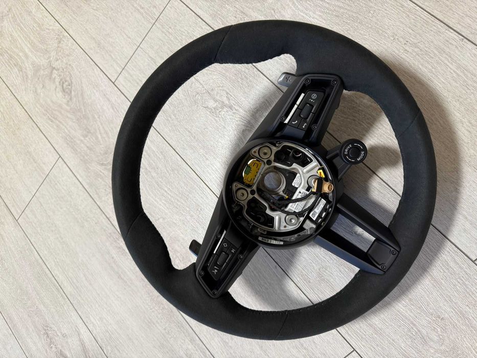 Volan Porsche Carbon/Alcantara 911/992 /Panamera/Taycan /Macan Cayenne