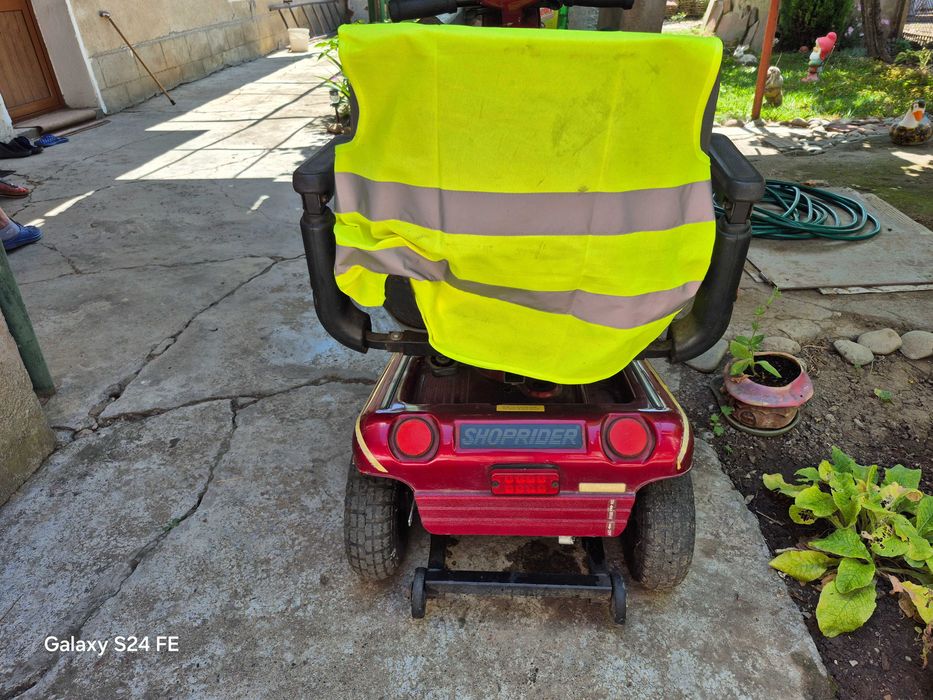 Четриколка в много добро състояние.