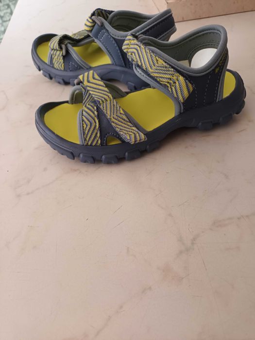 Детски сандали за момче