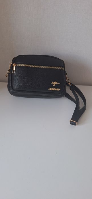 Продам Сумку новую  с ремешком