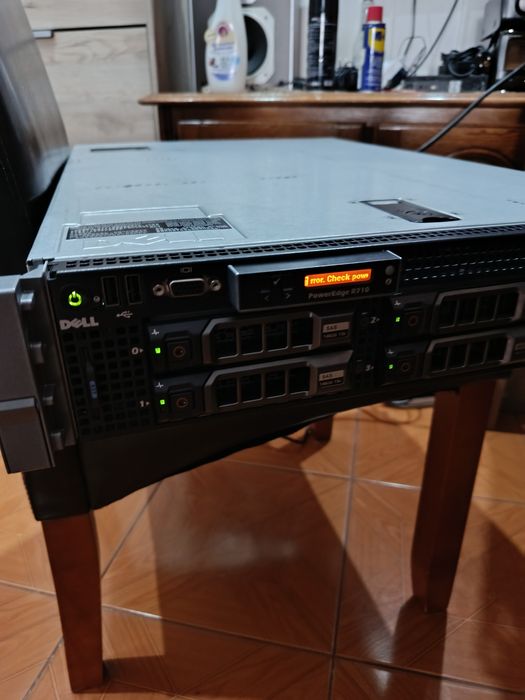 Pachet Server Dell PowerEdge R710 (2x Xeon, 48GB RAM, 2x Surse, Bezel cheie) + Consolă Rack LCD 1U