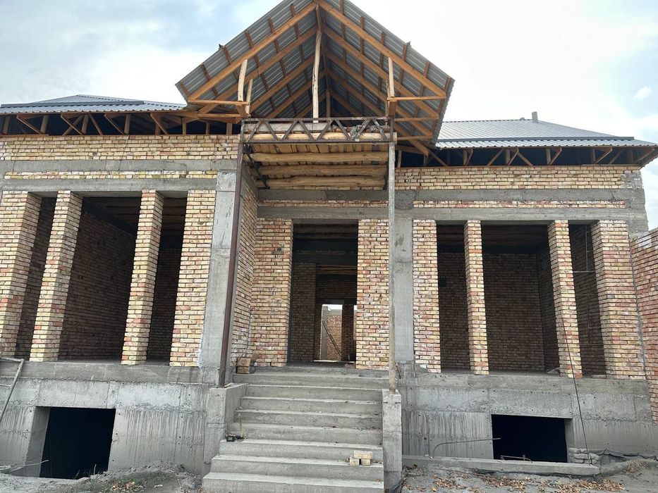 Хавас кўчаси 8 тор уй сотилади