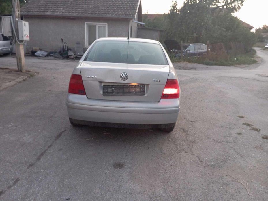 Продавам Vw Bora 1.9 110 на части