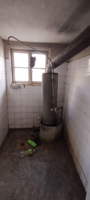 Продава се двуетажна къща в село Садовик, област Перник