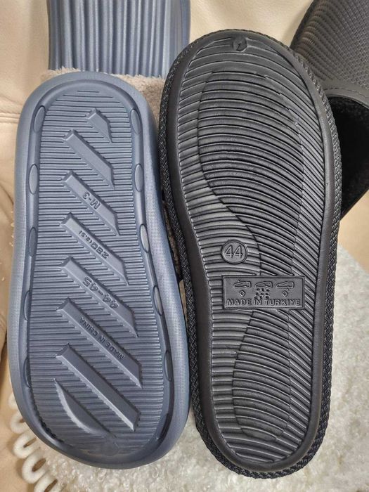 Сет от два чифта нови чехли - 44 номер