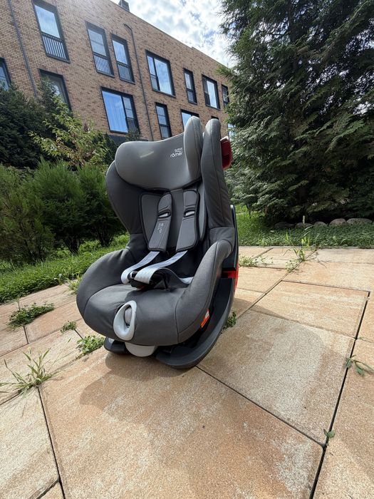 Britax Roemer King II Black Series (Storm Grey)