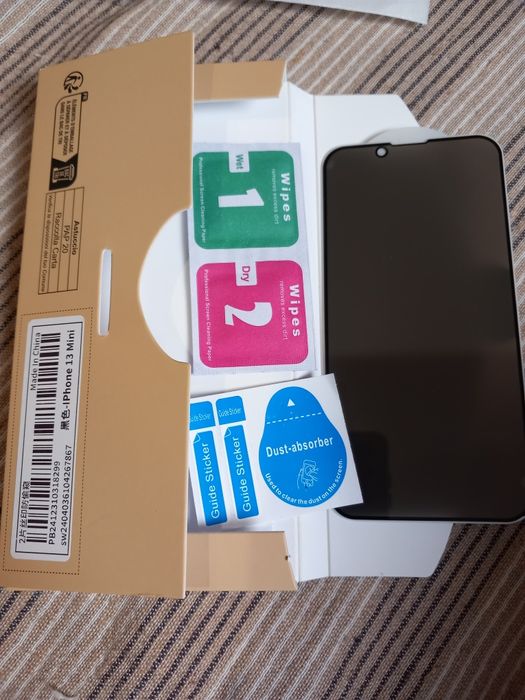 Протектор за дисплей на i phone 13 mini