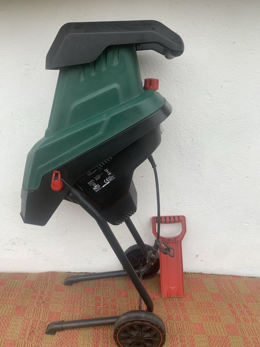 Клонорезачка до 40мм ,почти нова работила е само един път.Нямам забежк