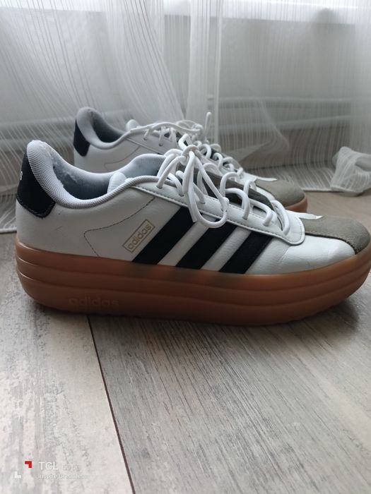 Маратонки Adidas