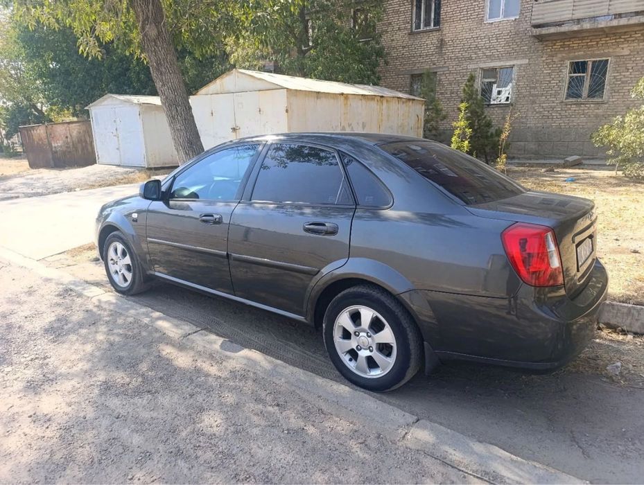 Chevrolet Gentra holati zor M/T