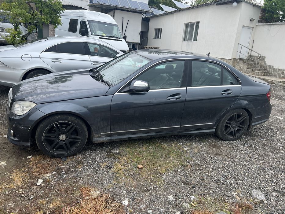 Мерцедес w204 2.5Cdi 204h.p