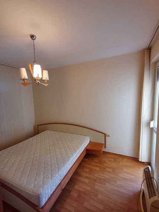 Продава се Тристаен апартамент в Шумен, Пазара - 156 кв.м за 1095 €/кв.м - Снимка #23
