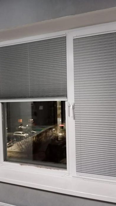 Жалюзи ролл штор артүрлісі бар