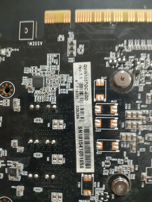 Видеокарта 1050 TI