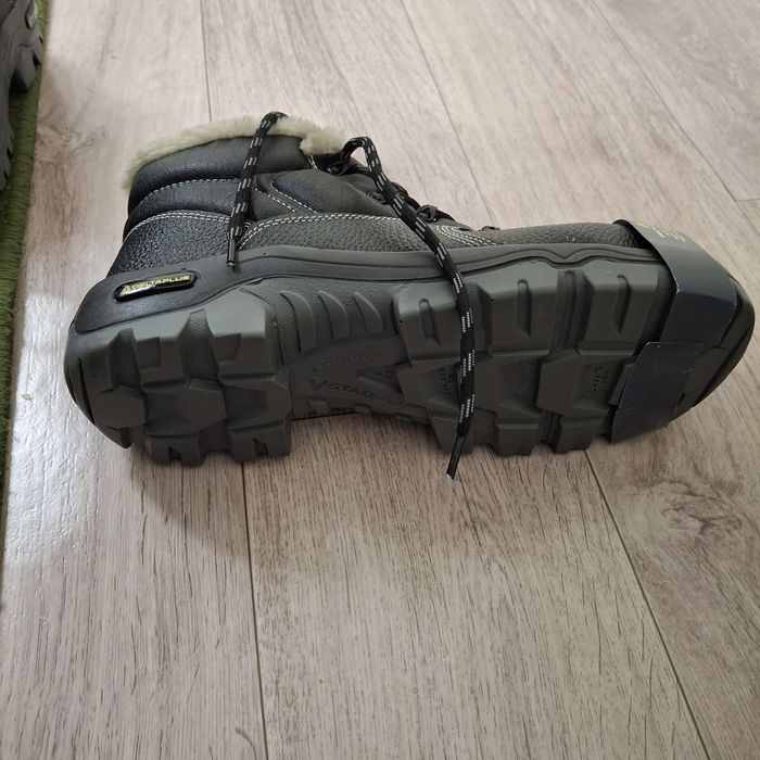 Зимняя ботинка. Спецобувь. ( DELTAPLUS)