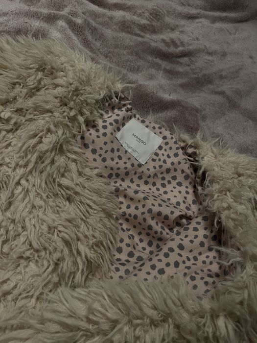 Haina de blana alba, copii