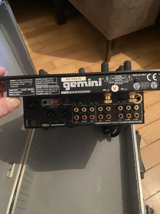 DJ Миксер Gemini UMX 9,Усилвател