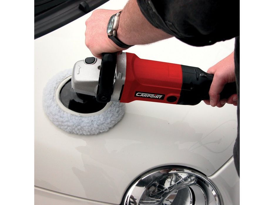 Masina de lustruit si polishat caroseria Carpoint 230V 1200W, disc 180 mm, 6 viteze reglabile 600-3000/min, cu maner si 2 huse de polishare