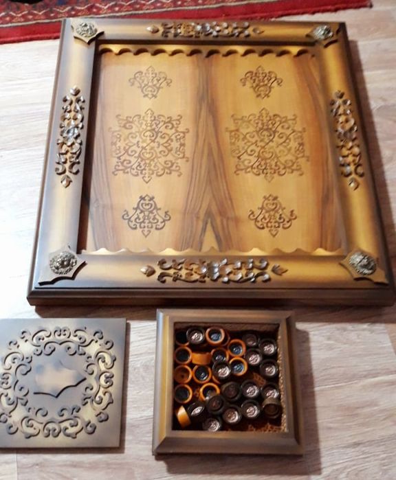 Продам  нарды ручной работы.