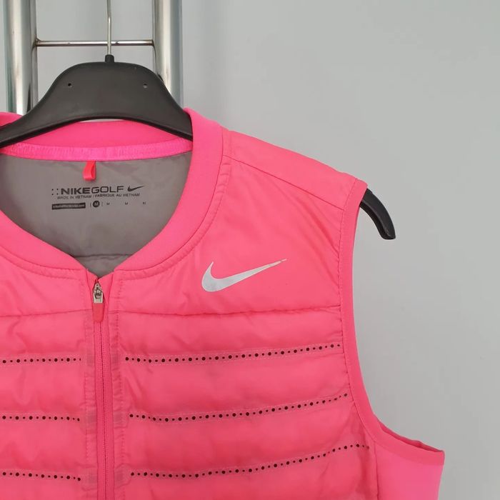 Страхотна дамска грейка NIKE , размер M