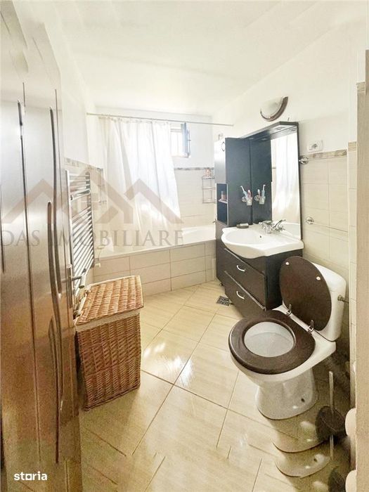 Apartament 2 camere, decomandat , Independentei, zona Rfn