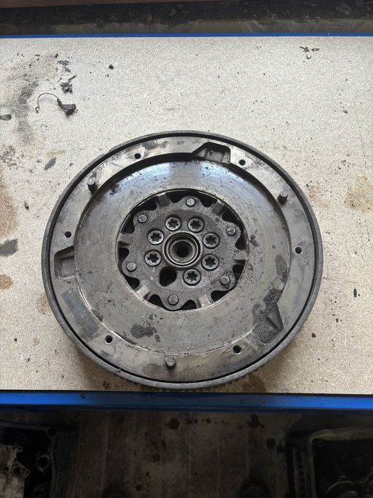 Маховик бмв 320д 177 коня Н47Д20Ц