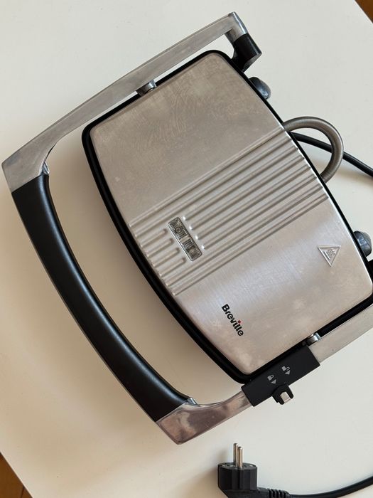 Sandwich-maker Breville Panini VST025X-01, 1000 W, Placi antiaderente, Negru/Inox