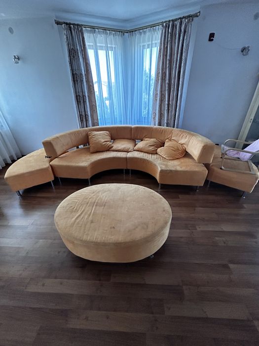 Canapea rotunda 360