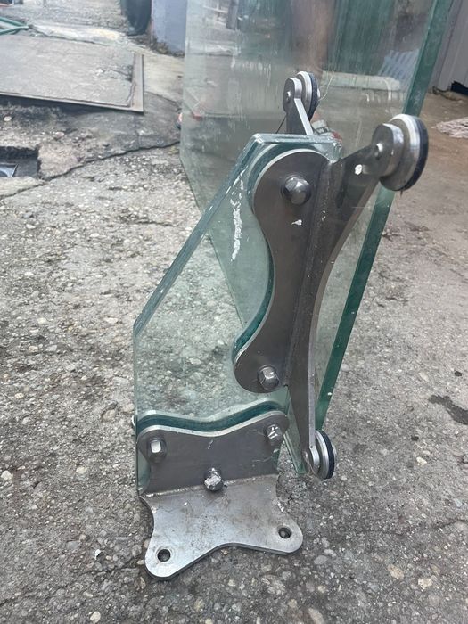 Vând geamuri Balcon