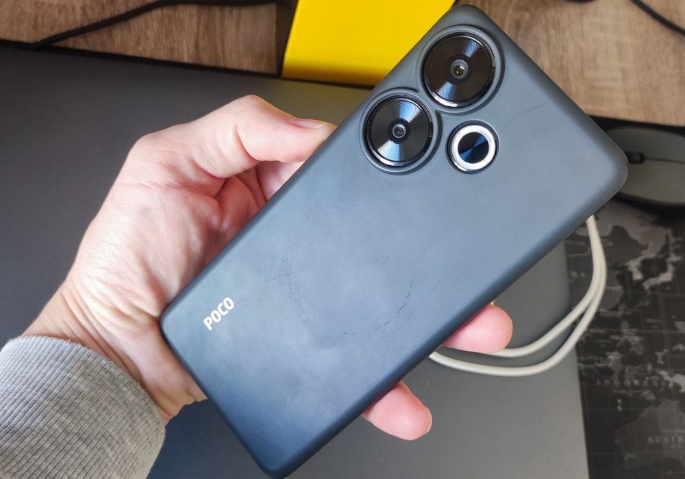 Poco F6 черен 12/512