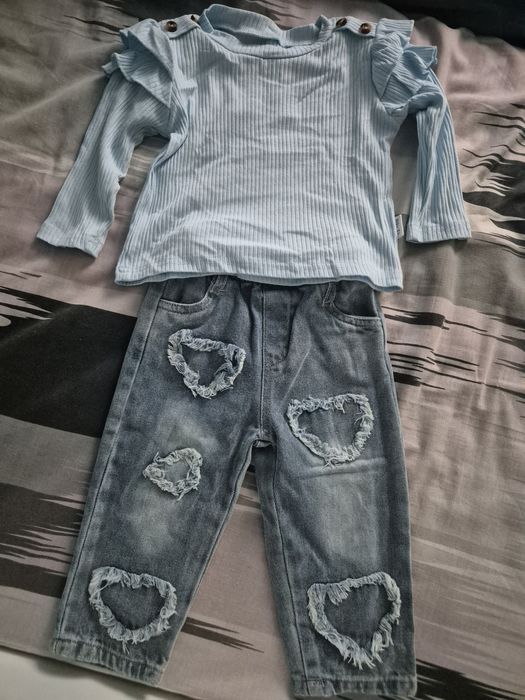 Vand  compleuri noi fetite