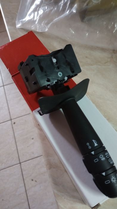 Bloc lumini Logan model cu proiectoare și o scrumieră