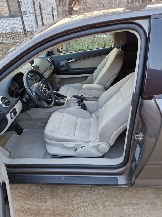 Audi a 3 1.6 tdi automat