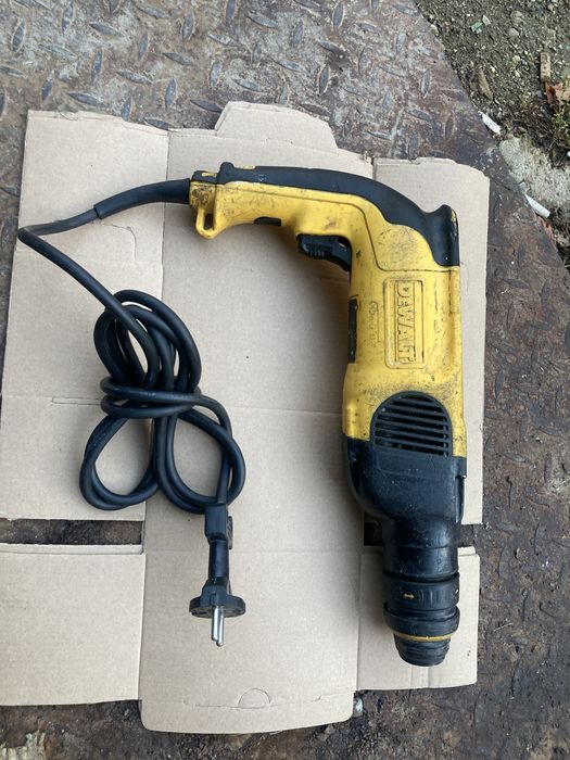 Rotopercutor Dewalt Italia