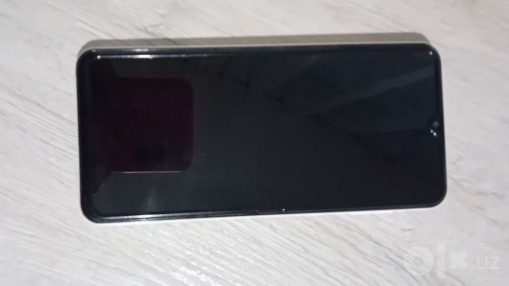 Samsung galaxy a 23 idealni sostayaniyada hamma joyi ishlidi qotmidi