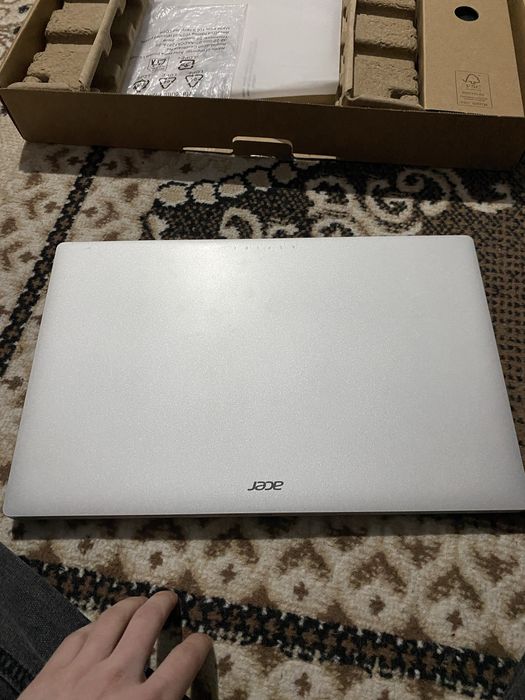 Ноутбук acer 256g