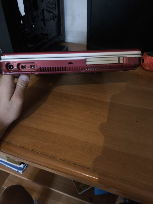 Ноутбук Gigabyte G-Max N203