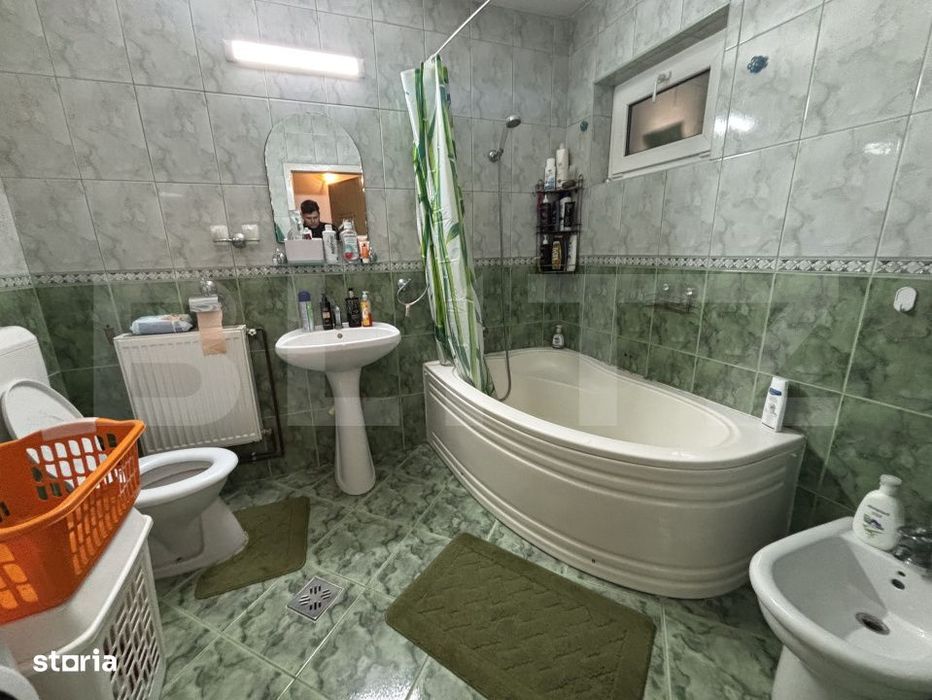 Casa de vanzare, 98 mp, zona Centru