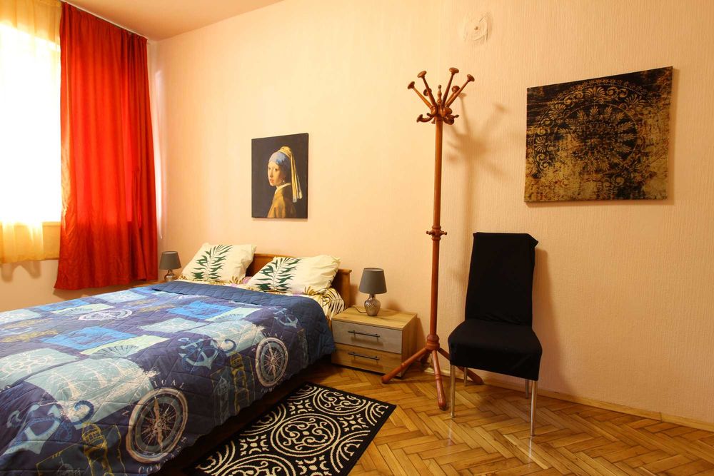 Дава се под наем Двустаен апартамент в Варна, Гръцка махала - 60 кв.м за 433.5 € - Снимка #2