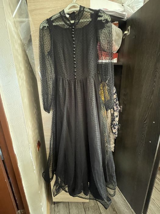 Продам платье новое