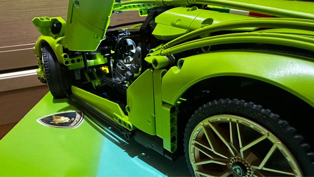 Lego Technic Lamborghini 42115 Лего Техник Ламборджини 42115
