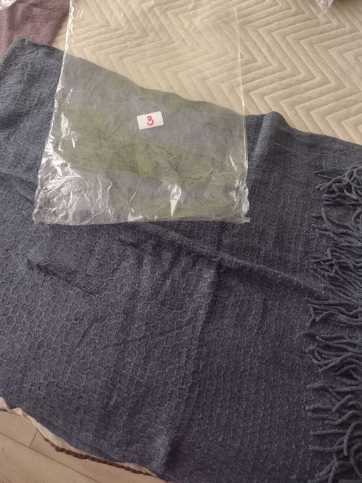 Елегантни зимни,меки и топли шалове чисто нови