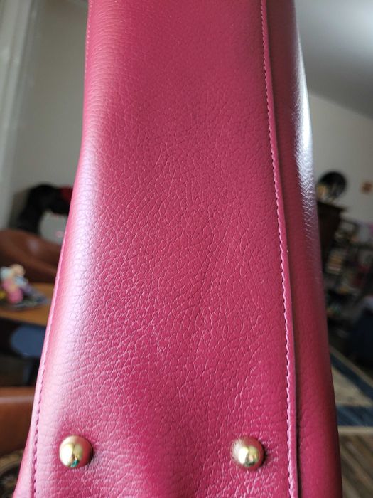 Geantă piele naturală.Noua. Cu etichetă și factură.