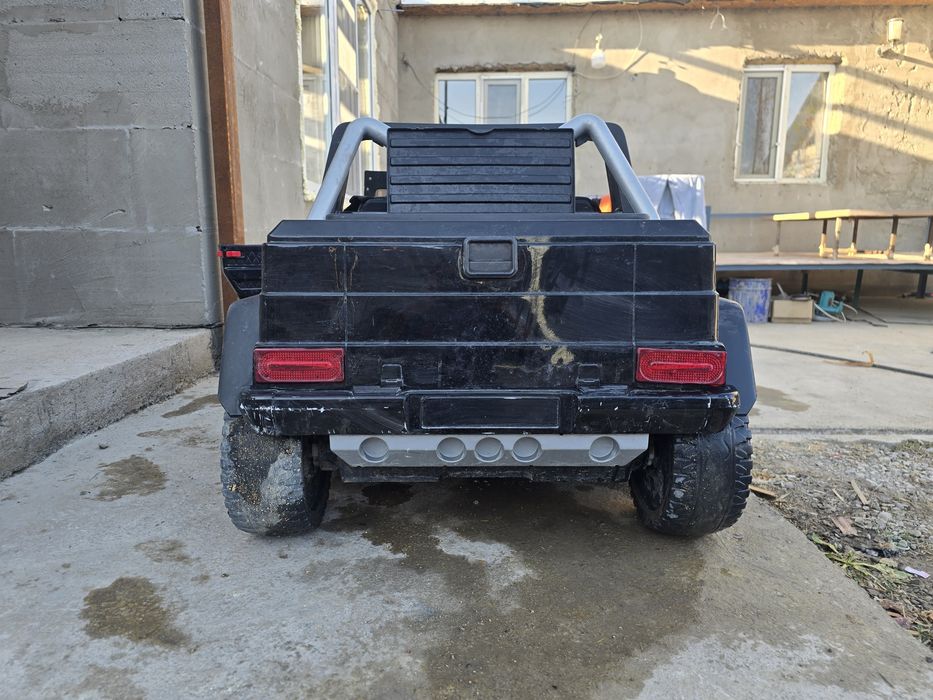 Машина на аккумуляторе