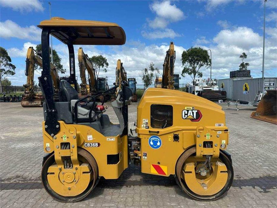 Двухвальцовый каток CAT [CB36B] 4.4тон В НАЛИЧИИ