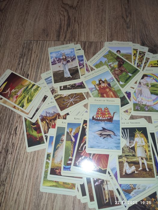 Tarot inedit cu imagini superbe
