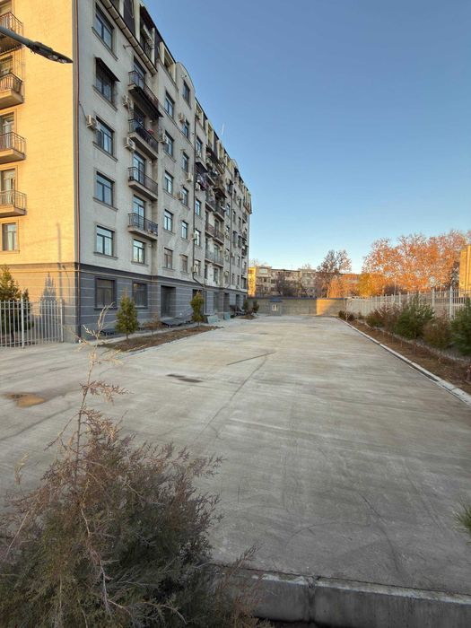 ПРОДАЁТСЯ КОММЕРЧЕСКОЕ ПОМЕЩЕНИЕ 1.500м2 под клинику учебный центр