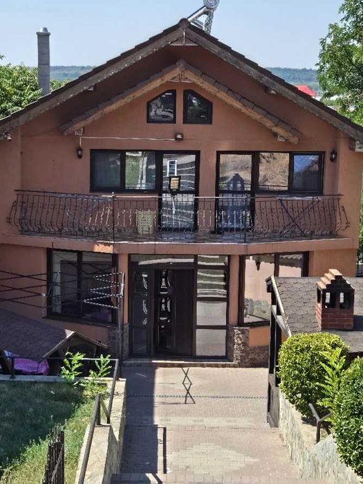Casa -Vila zona Parc Romanescu